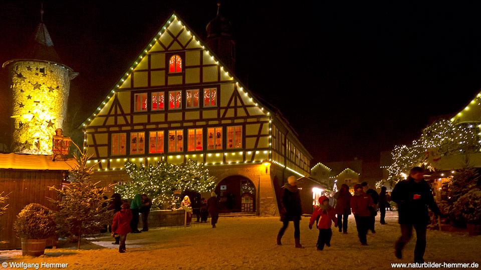 „Märchenhafter Weihnachtsmarkt in Niederstetten 2012“